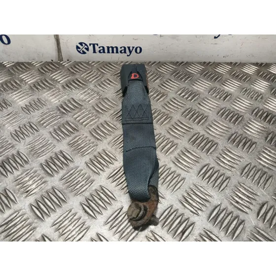 Anclaje Cinturon Trasero Derecho para Nissan Terrano (Wd21)