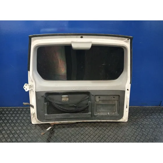 Porton Trasero para Mitsubishi Montero (V60/V70)