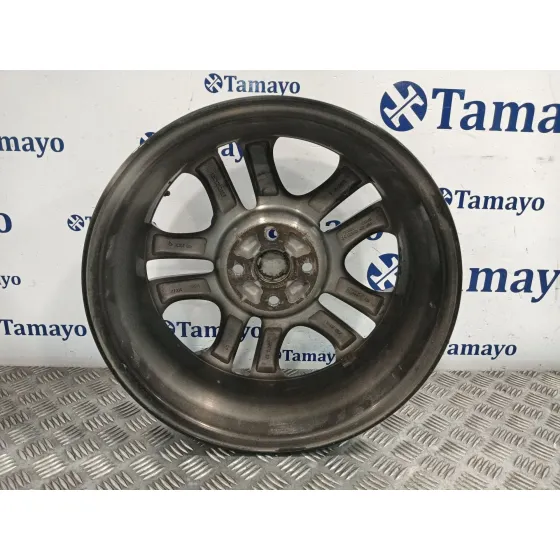 Llanta para Mazda 2 Lim. ()
