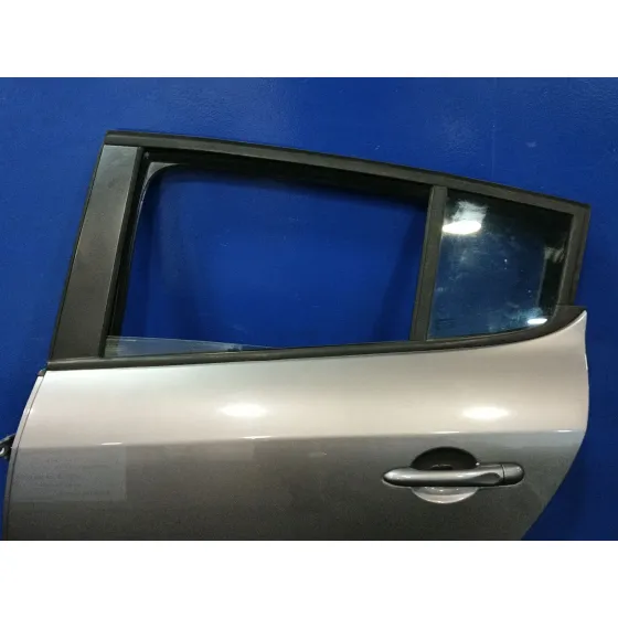 Puerta Trasera Izquierda para Renault Megane Iii Hatchback (Bz0/1_, B3_)