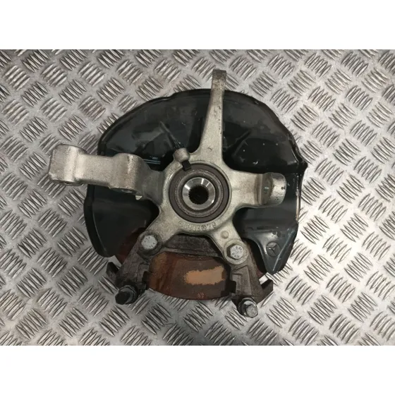 Mangueta Delantera Izquierda para Mercedes-Benz Clase A (W169)