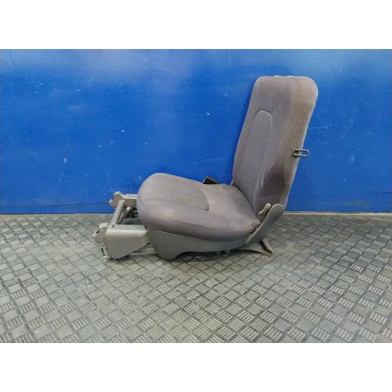 Asientos Trasero Izquierdo para Mercedes-Benz Clase A (W168)