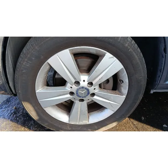 Mangueta Delantera Izquierda para Mercedes-Benz Viano (W639)