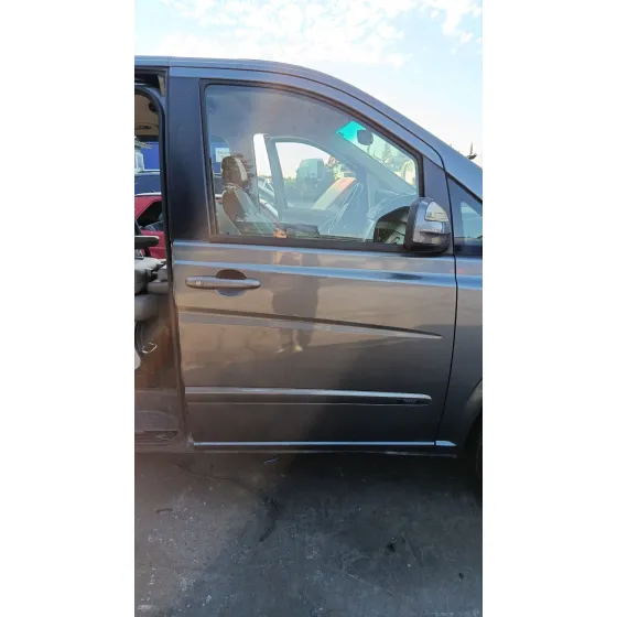 Puerta Delantera Derecha para Mercedes-Benz Viano (W639)