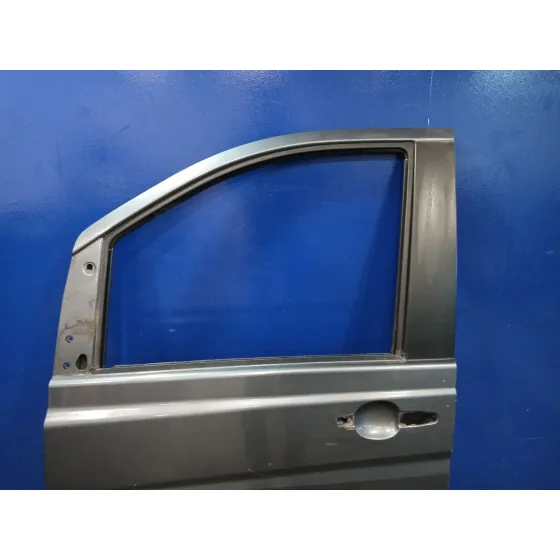 Puerta Delantera Izquierda para Mercedes-Benz Viano (W639)
