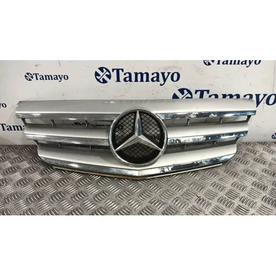 Rejilla Delantera para Mercedes-Benz Clase B Sports Tourer (W245)
