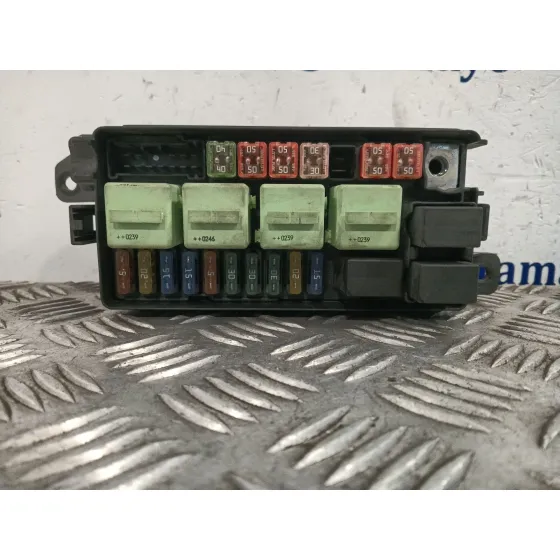 Caja Reles / Fusibles para Bmw Mini (R50,R53)