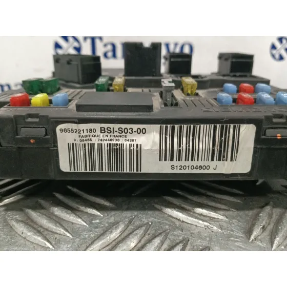 Caja Reles / Fusibles para Peugeot 407