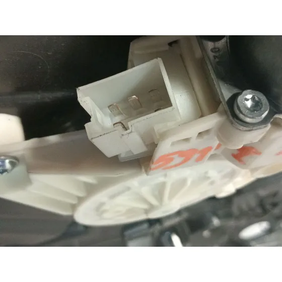 Elevalunas Delantero Derecho para Mercedes-Benz Clase A (W176)