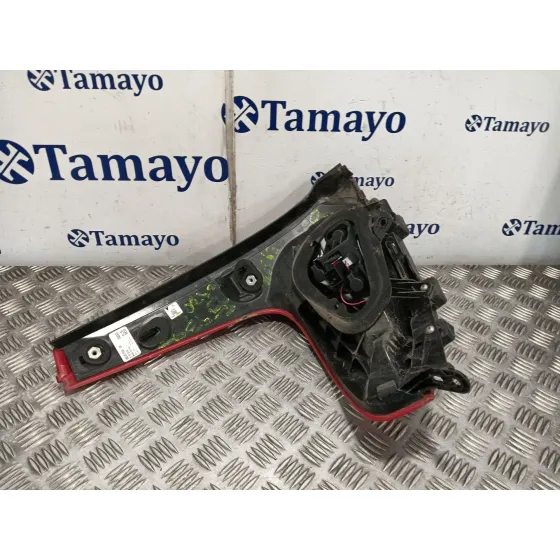 Piloto Trasero Derecho para Volvo V40 Hatchback (525)