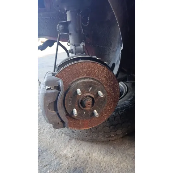 Mangueta Delantera Izquierda para Kia Rio (Ub/Qb)