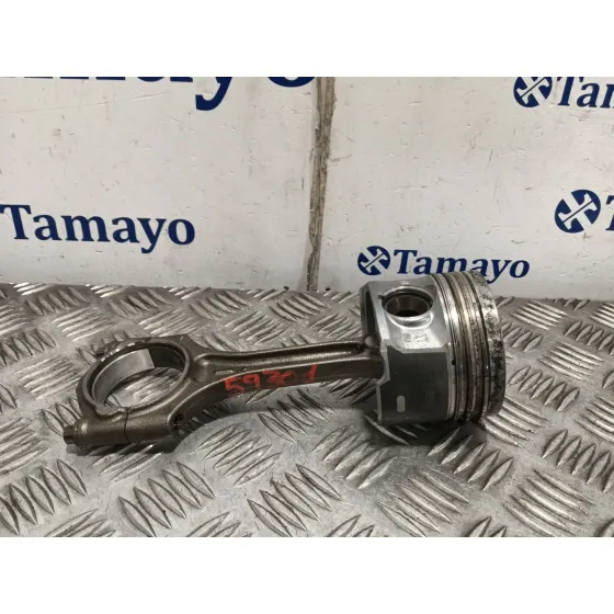 Biela para Volvo V40 Hatchback (525)