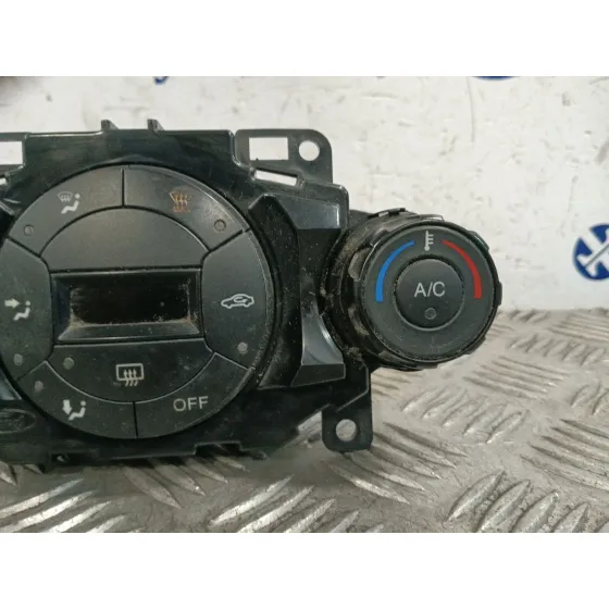 Mando Climatizador para Ford Fiesta (Cb1)