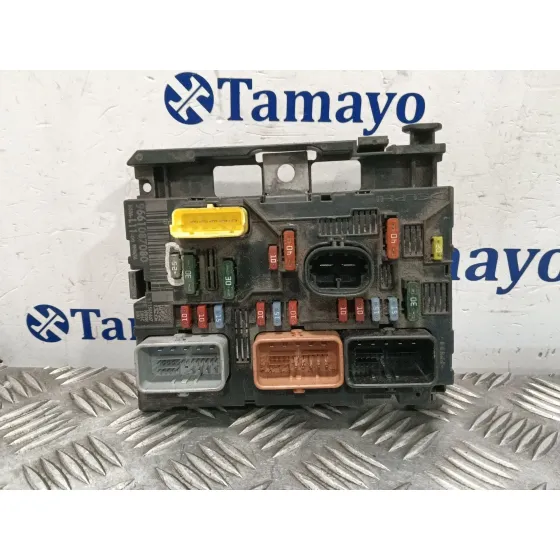 Caja Reles / Fusibles para Peugeot 307 (3A/C)
