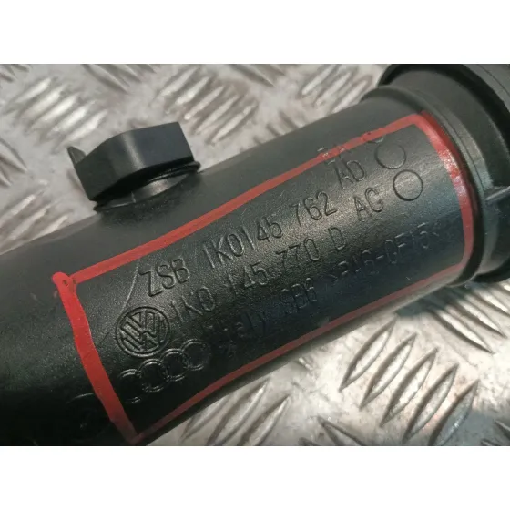 Tubo para Volkswagen Golf Plus V (5M1, 521)