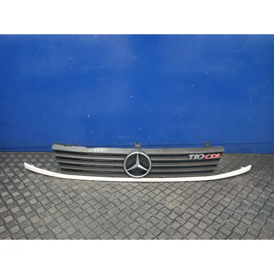 Rejilla Delantera para Mercedes-Benz Vito (W638) Caja Cerrada