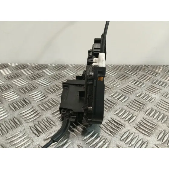 Cerradura Puerta Delantera Derecha para Skoda Octavia Lim. (5E3)