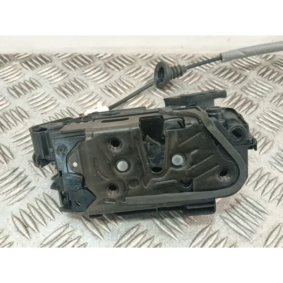 Cerradura Puerta Trasera Derecha para Skoda Octavia Iii Combi (5E5, 5E6)