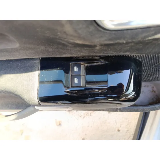 Mando Elevalunas Delantero Izquierdo para Citroën C3