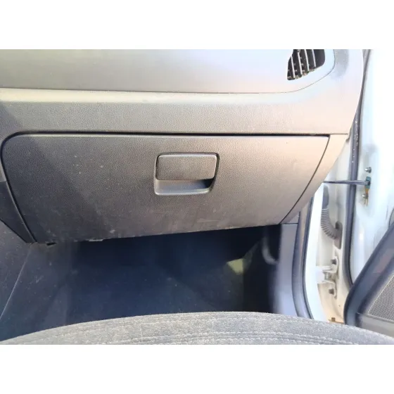 Guantera para Kia Sportage