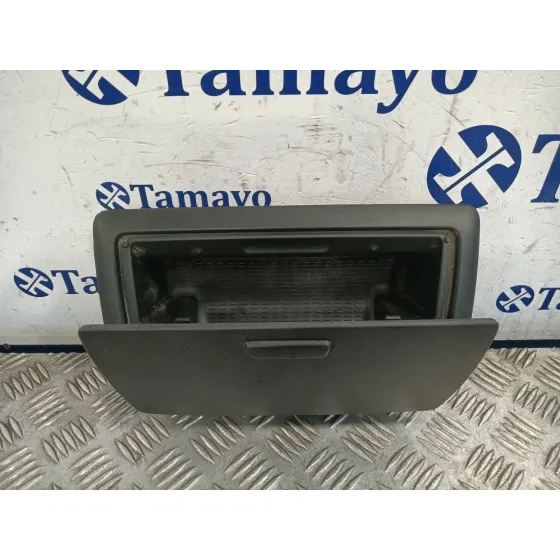 Guantera para Bmw Serie 1 Berlina (E81/E87)