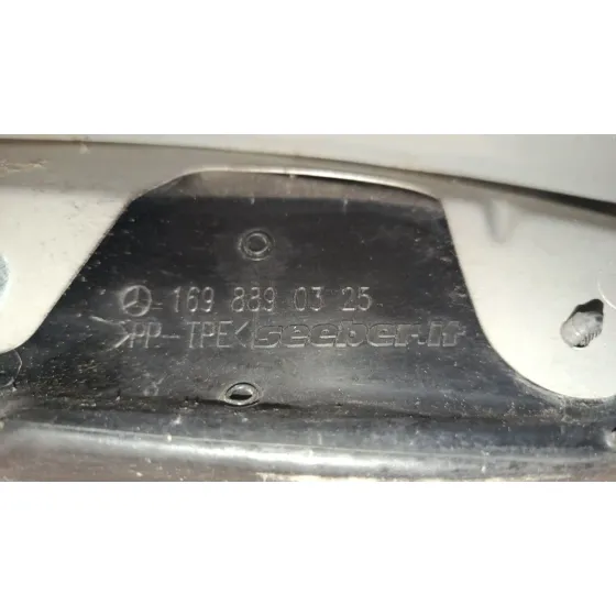Aleta Delantera Izquierda para Mercedes-Benz Clase A (W169)