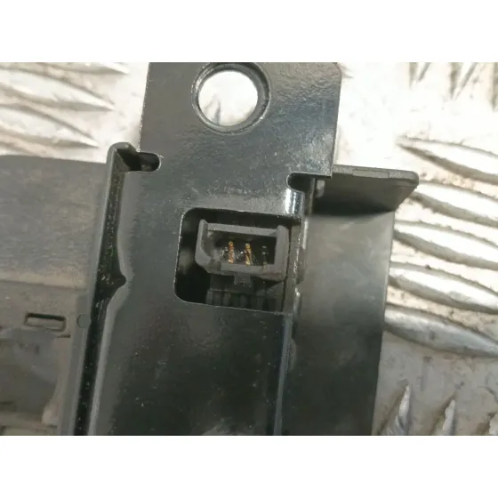 Cerradura Maletero / Porton para Volkswagen Caddy Iii Furgoneta/Monovolumen (2Ka, 2Kh, 2Ca, 2Ch)