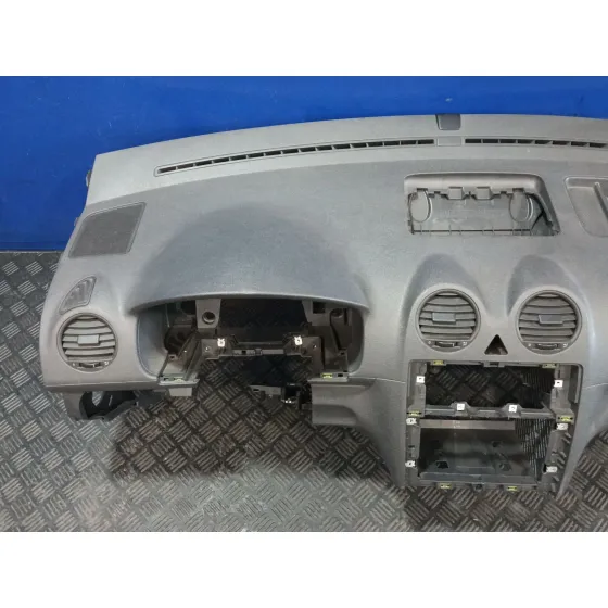 Salpicadero para Volkswagen Caddy Iii Furgoneta/Monovolumen (2Ka, 2Kh, 2Ca, 2Ch)
