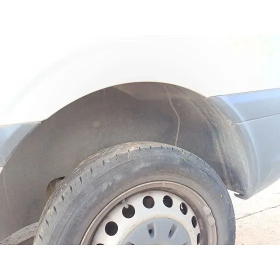 Plastico Paso Rueda Trasero Izquierdo para Mercedes-Benz Vito / Mixto Furgoneta (W639)