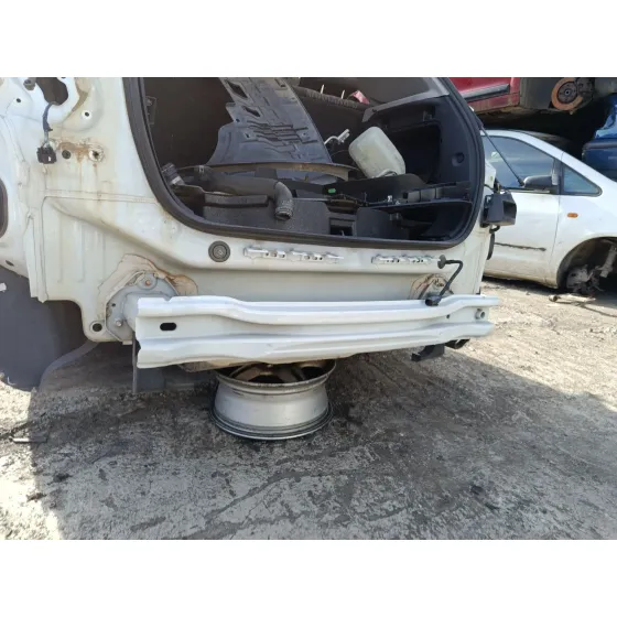 Vigueta Trasera para Opel Mokka