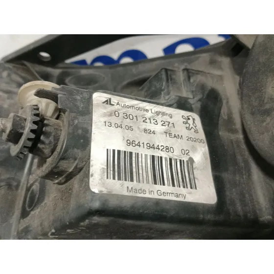 Faro Izquierdo para Peugeot 407 Sw