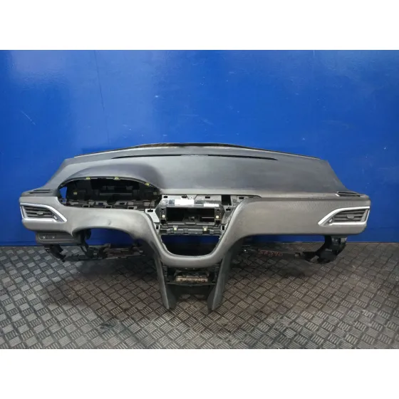 Salpicadero para Peugeot 2008 (--.2013->)