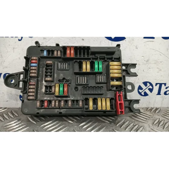 Caja Fusibles para Bmw 1 (F21)