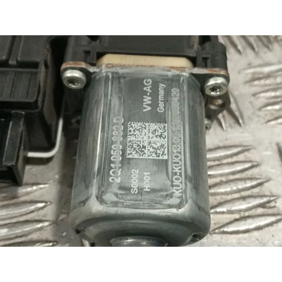 Elevalunas Delantero Derecho para Volkswagen Polo Vi (Aw1, Bz1, Ae1)