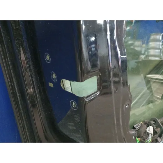 Puerta Delantera Izquierda para Volvo V40 Hatchback (525)