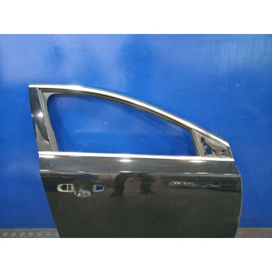 Puerta Delantera Derecha para Volvo V40 Hatchback (525)