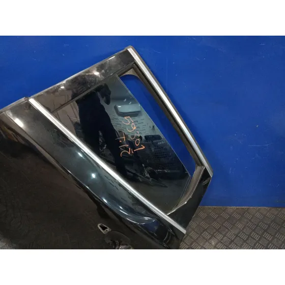 Puerta Trasera Izquierda para Volvo V40 Hatchback (525)
