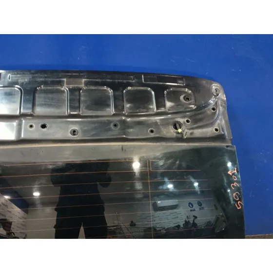 Porton Trasero para Volvo V40 Hatchback (525)