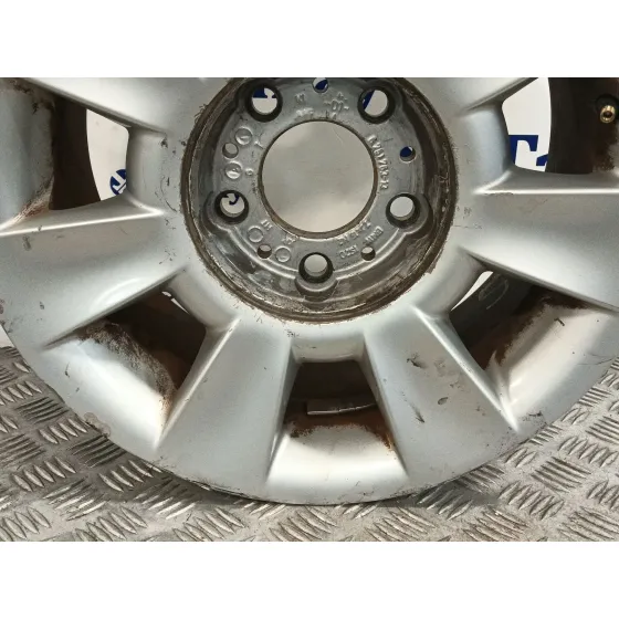 Llanta para Bmw 5 (E39)