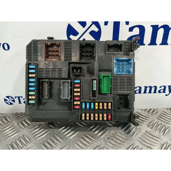 Caja Reles / Fusibles para Peugeot 2008 (--.2013->)