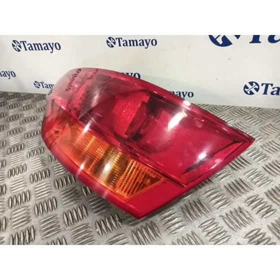 Piloto Trasero Derecho para Audi Q7 (4Lb)