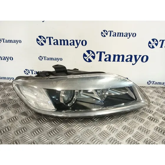 Faro Derecho para Audi Q7 (4Lb)
