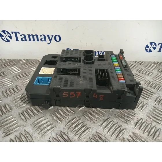Caja Reles / Fusibles para Peugeot 308 Sw
