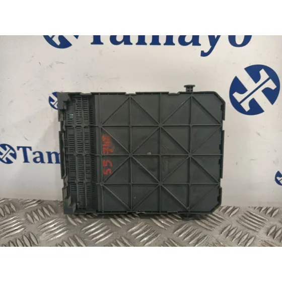 Caja Reles / Fusibles para Peugeot 308 Sw