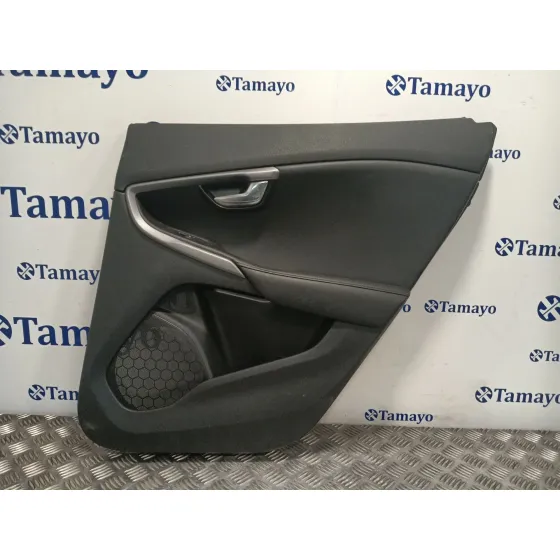 Guarnecido Puerta Trasera Derecha para Volvo V40 Hatchback (525)