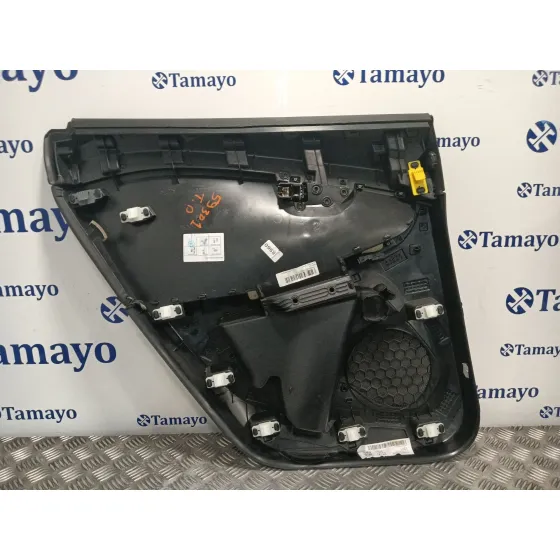 Guarnecido Puerta Trasera Derecha para Volvo V40 Hatchback (525)