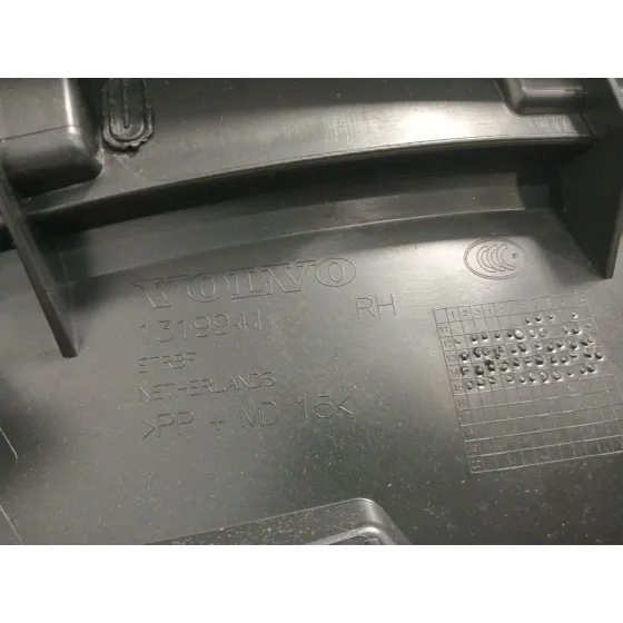 Guarnecido Puerta Trasera Derecha para Volvo V40 Hatchback (525)