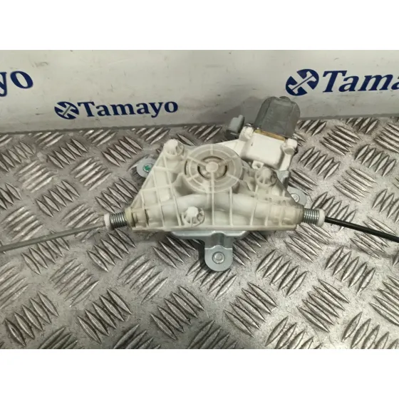 Elevalunas Delantero Derecho para Hyundai H350 Furgoneta