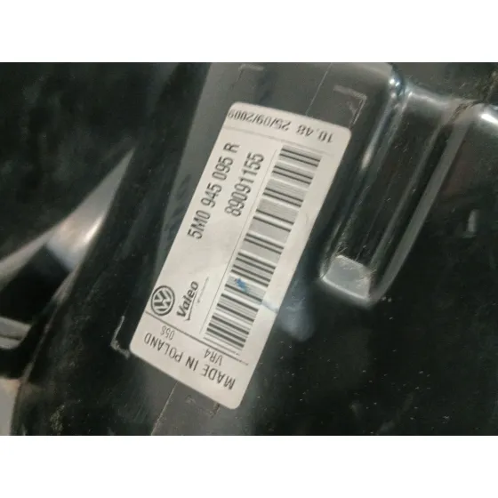 Piloto Trasero Izquierdo para Volkswagen Golf Plus V (5M1, 521)