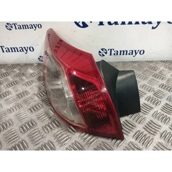 Piloto Trasero Izquierdo para Mitsubishi Lancer Viii (Cy_A, Cz_A)
